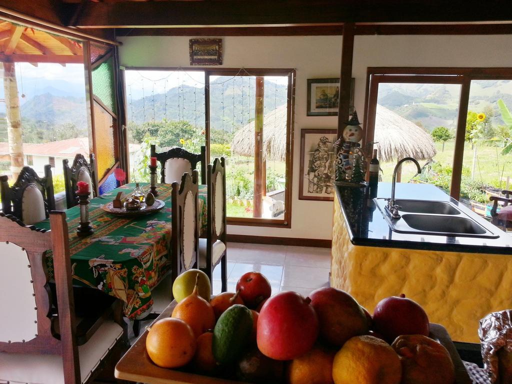 Coliving La Boira Bed & Breakfast Jardin Ngoại thất bức ảnh