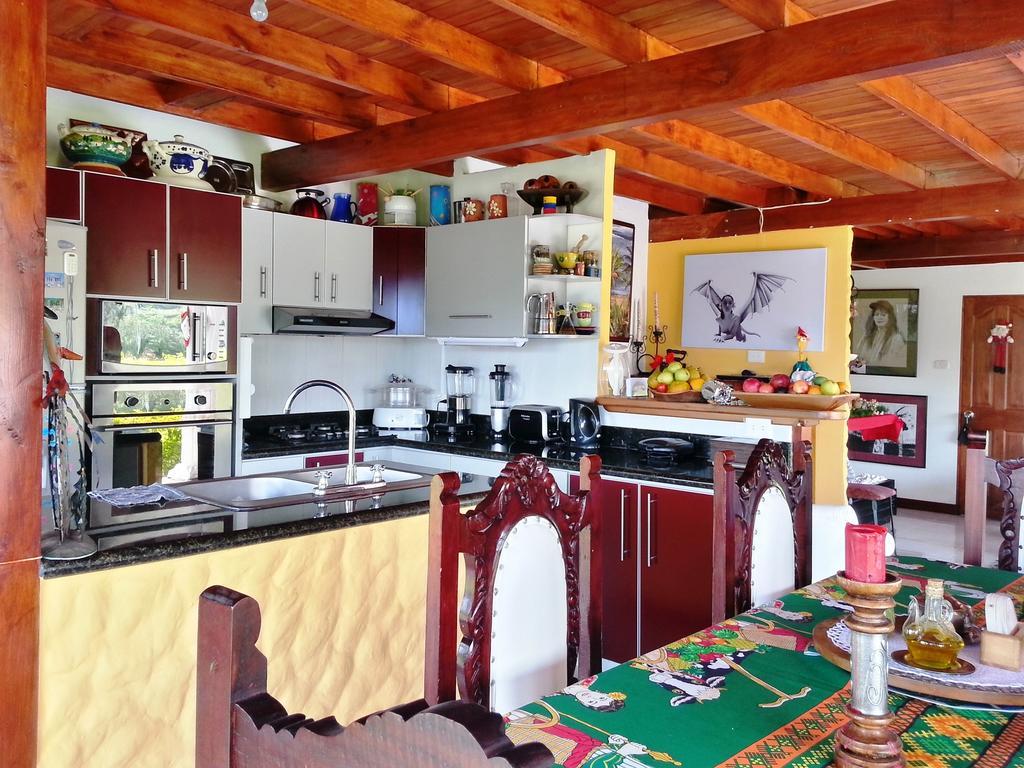 Coliving La Boira Bed & Breakfast Jardin Ngoại thất bức ảnh