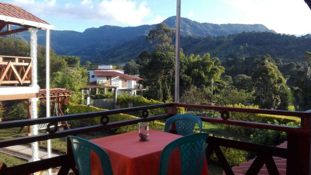 Coliving La Boira Bed & Breakfast Jardin Ngoại thất bức ảnh